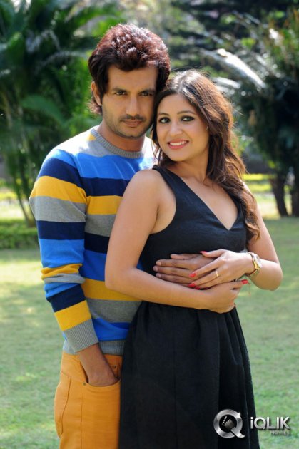 Intelligent-Idiots-Movie-Logo-Launch